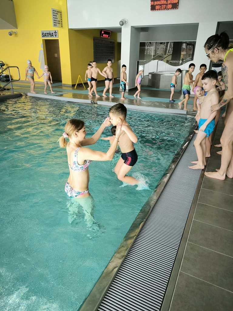 Messenger_creation_F2DBAF56-C3DF-44DC-BC43-7D7A60384403